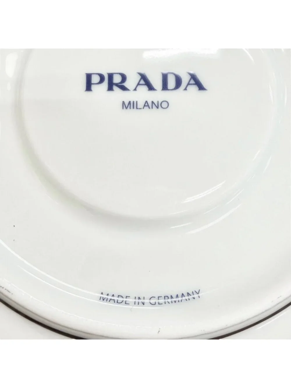 Prada Collection Porcelain Tea Cup Set Vienna Red Cup Saucer Tableware White
